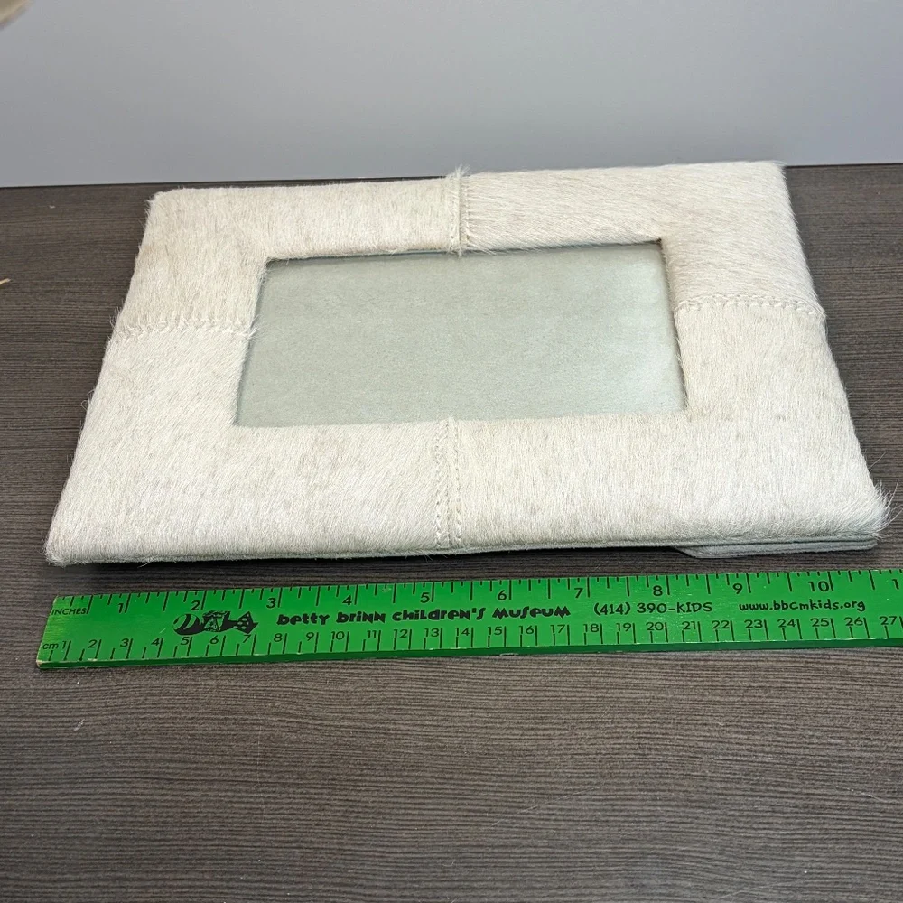 Set of 2 Gray Cream Natural Cowhide Photo Picture Frame 8 x 10. 9.5 x 7.5 - NWOT
